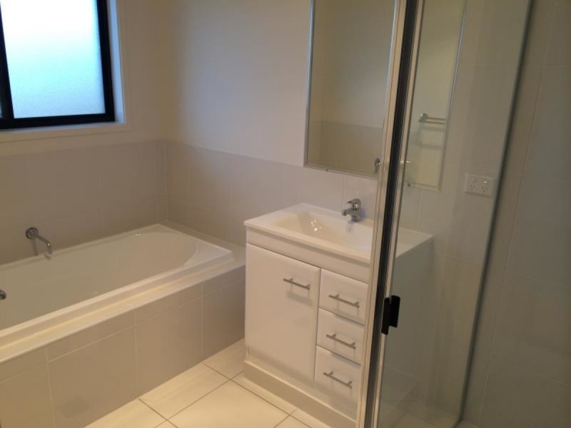 2 Oregon Street, Parkhurst QLD 4702